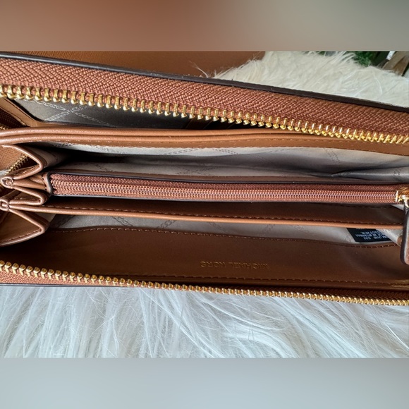 New Michael Kors MK Leather Tote Jet Set Extra Large Travel Tan+matching wallet - Picture 10 of 12